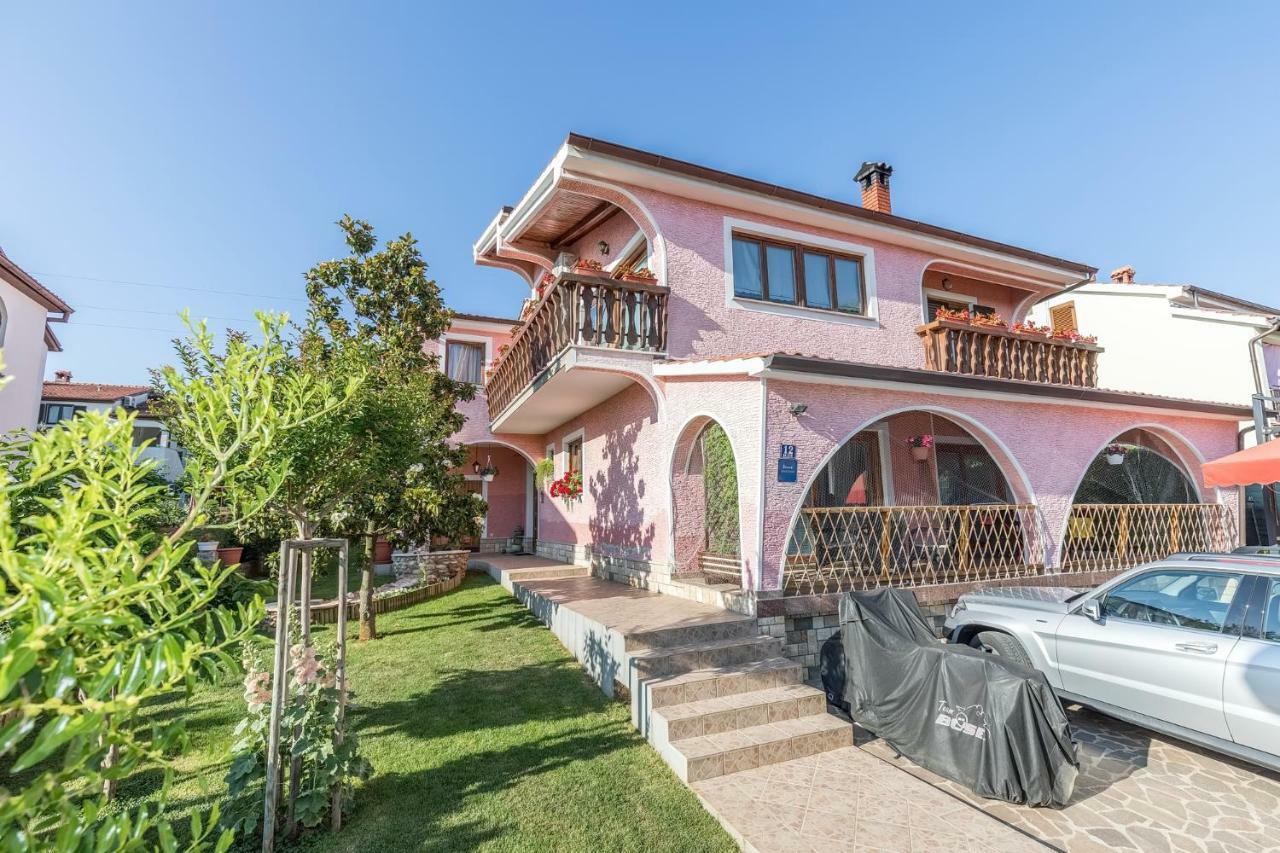 Apartments Darinka Porec Luaran gambar